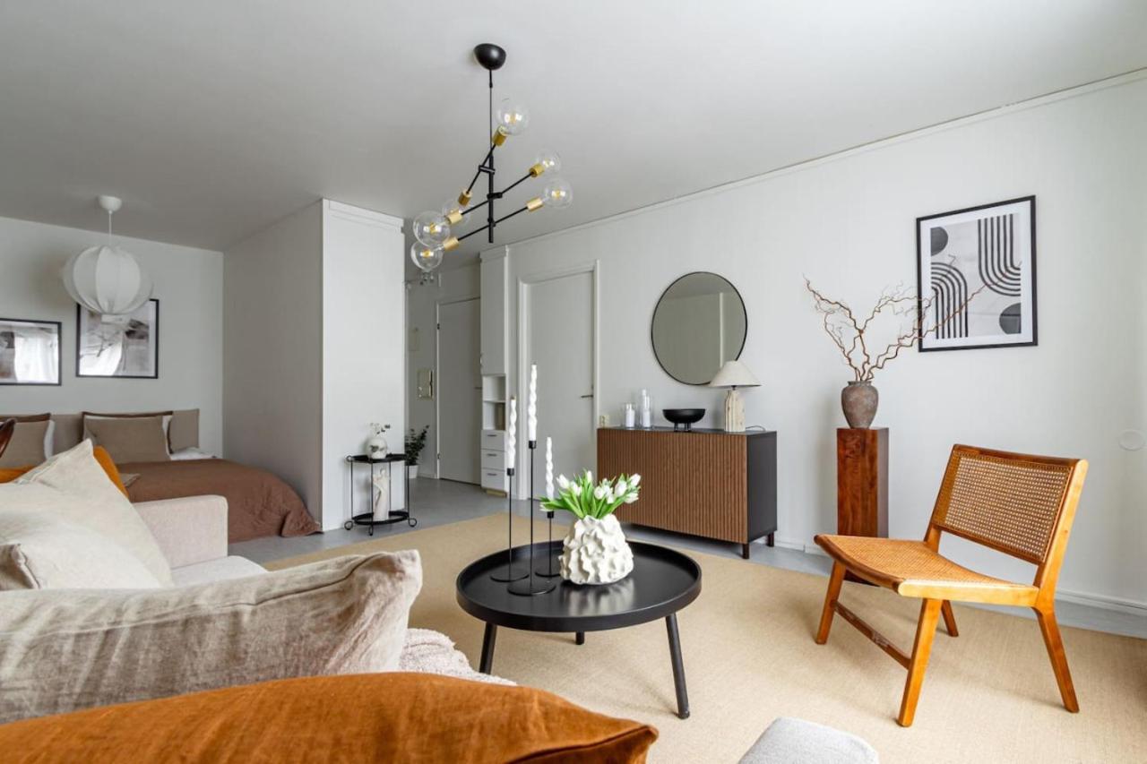Low-Cost Stay In Sofo, Construction Work ストックホルム エクステリア 写真