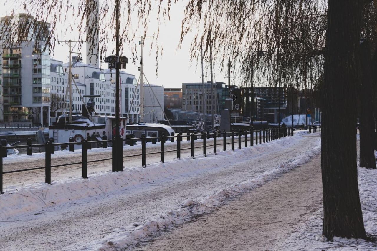 Low-Cost Stay In Sofo, Construction Work ストックホルム エクステリア 写真